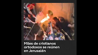 Miles de cristianos ortodoxos se reúnen en Jerusalén para la ceremonia del Fuego Sagrado