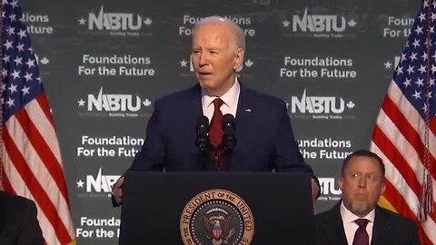 Biden Reads Teleprompter Instructions: ‘Four More Years! Pause’