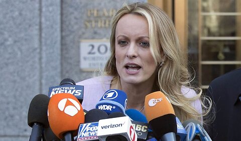 Stormy Details of Past Affairs: When a President Watched As His Aide Had Sex With a Girl