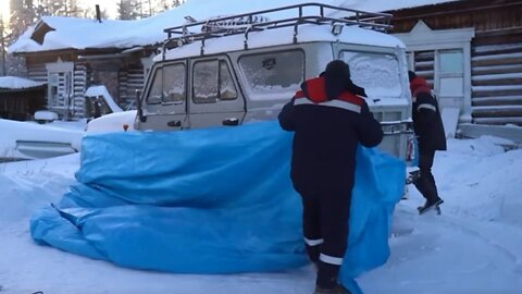 Drive a Car at -50°C (-58°F) | Siberia 🎇🚚🟥🟨🟩