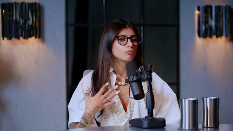 Mia Khalifa: Redefining Boundaries in the World of Sports Commentary"