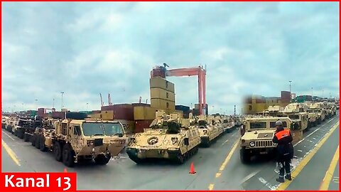Footage of US M2 Bradley fighting vehicles sent to Ukraine at the Polish border
