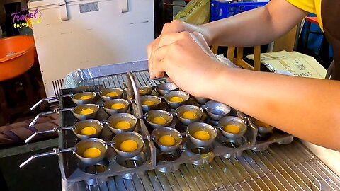Taiwanese street food / Fried bird eggs