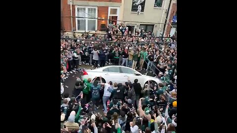Eagles Fans Flipping Cars BEFORE The Super Bowl