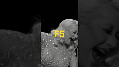 🟡 Christina Aguilera, F5 | #shorts #xtina #christinaaguilera #whitneyhouston #vocals #highnotes