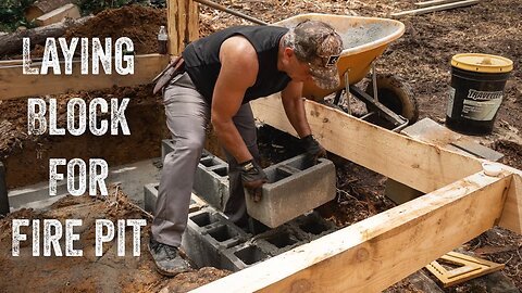 S2 EP10 | OUTDOOR FOREST KITCHEN | LAYING BLOCK FOR THE FIREPIT & EARTH OVEN