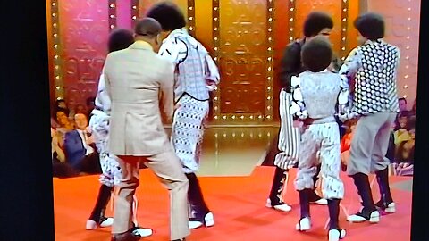 Flip Wilson 1971 Thanks His Guest, Play Fight The Jackson 5