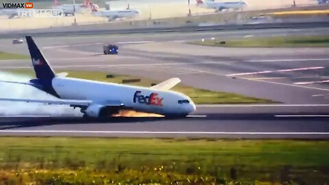 FedEx Boeing Cargo Plane Has A Rough Landing Without Its Front Wheel