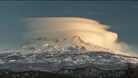 Mount Shasta UFO Portal Cloud / Alien Nation / V TV Series Channeling