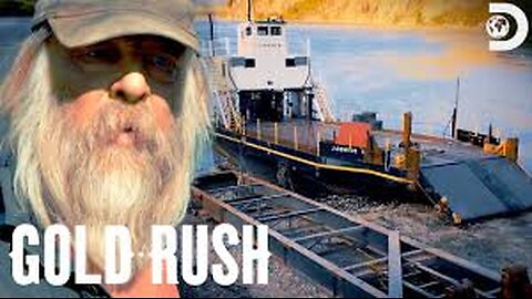 Tony Beets Hauls a Massive Steel Skid out of the River Gold Rush
