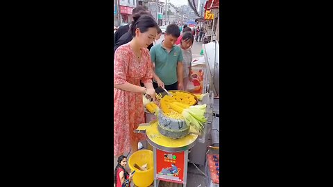 Making delicious tacos #food lovers 😋😋 #asiafood #streetfood #foodie