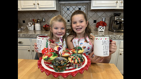 Kids Fun Baking Christmas Cupcakes with Alexandra & Antonia!