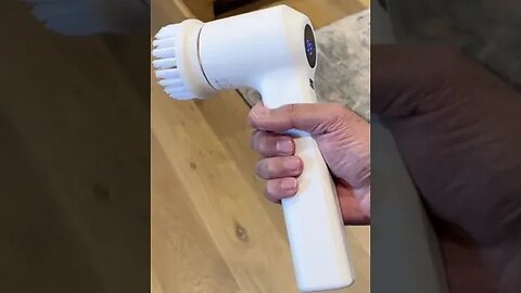 BEST cleaning gadget for 2023 Wink in bye O under ‘Random Amazon Finds
