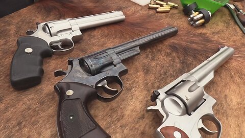 Colt Anaconda VS S&W Model 29 and Ruger Redhawk