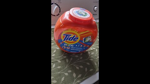 Homemade laundry soap vs Tide