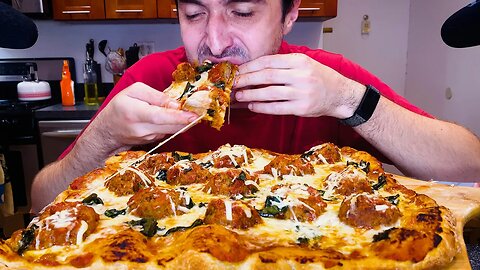 LARGE MEATBALL PIZZA 미트볼 피자 ! * MUKBANG * NOMNOMSAMMIEBOY