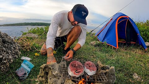 SOLO CAMPING ON A CLIFF. HUNT FOR YOUR FOOD OR GO HUNGRY
