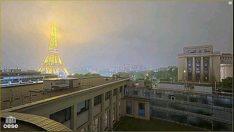 BREAKING: Lightning strike hits the Eiffel Tower this evening in Paris, France.