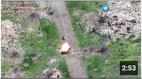 Russian Rambo shrugs off hail of FPV explosions, blows up enemy dugout just as artillery lands
