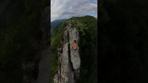 Hiking Dangerous Cliffs In WV
