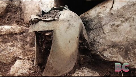 Archaeologists unearth Greek helmet