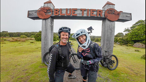 BET YOU'VE NEVER SEEN THIS PART OF TASMANIA! | BAY OF FIRES MTB | BLUE TIER | TASSIE AT IT'S BEST