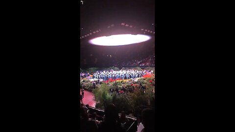 Kanye West Performs “Ultralight Beam” Live in Los Angeles with Sunday Service Choir!