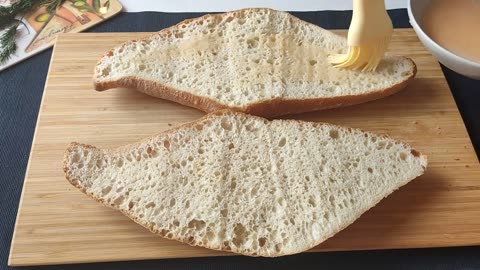 Quick Recipe in 10 Minutes. The Easiest Garlic Bread Recipe