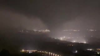 Nocturnal Tornado Near Hot Springs , AR 5-7-2014