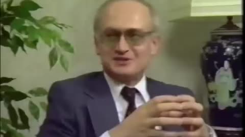 Defector Yuri Bezmenov 1985 Interview | KGB Manipulation of US Public Opinion
