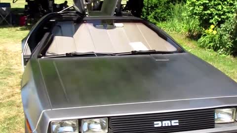 DMC DeLorean DMC-12