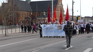 demonstration mod regeringens beslutning om mod afskaffelsen af store bededag.