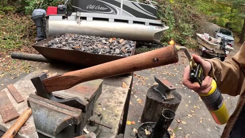 12 Best Bushcraft Projects (Cheap, Easy & AWESOME) - Waterskin, Griddle, Mug, Axe, Knife