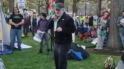 A Crowd Of Students At MIT Cheers A Man Praising Hamas, The PFLP, And The Muslim Brotherhood