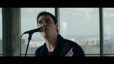 Breaking Benjamin - I Will Not Bow (Official Video)