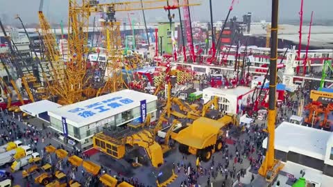 China's largest tonnage mining excavator with minimum tonnage excavator
