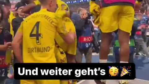 Nico Schlotterbeck laughs off his nasty fall while trying to jump