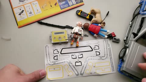 PlayMobil Back to the Future Set Assembly and Review