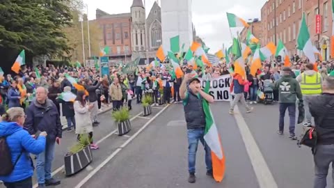 IRELAND: Massive Protests In Ireland Over Illegal Migrants Invasion!