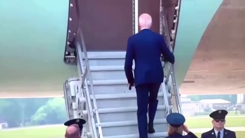 Clumsy Joe just WOBBLED at the top of the Short Stairs of Air Force One Today!