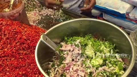 amazing video how to make a jhalmuri.