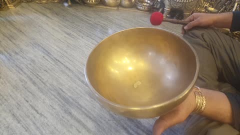 Fullmoon singingbowl