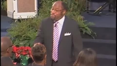 How To Live Effectively In Time - Dr. Myles Munroe