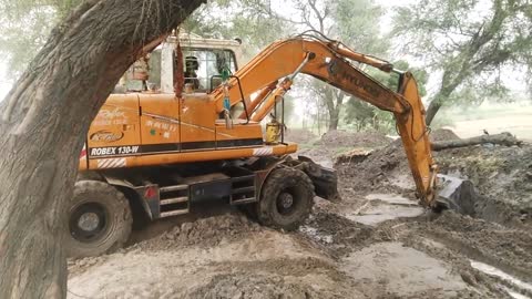 Amazing incredible excavator working fails and stuck
