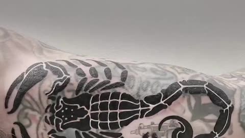 Farewell to the ex- Travis Barker got a tattoo with a print of lips Kourtney Kardashian