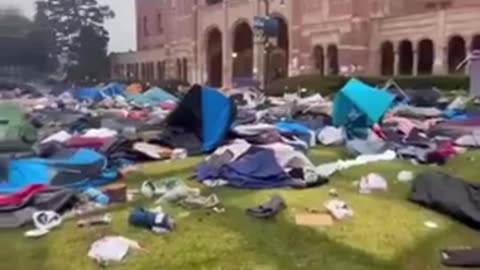 Police raid on California University & arrested 100+ student