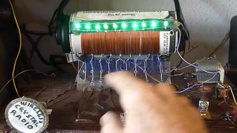 Free Energy - Change Radio Waves Into Electricity