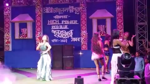 Jiyara- Dhak- Dhak- Bole- Song- Dance