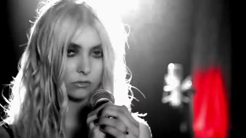 The Pretty Reckless - Take Me Down (Official Video)