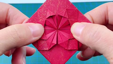 Here comes the joyful origami heart, it’s so easy!
